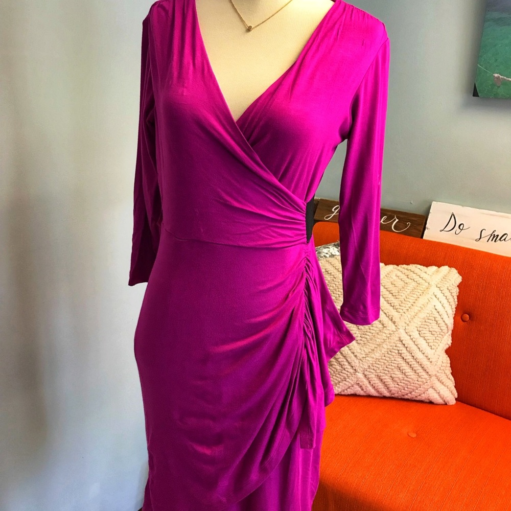 Cutest Fuchsia T-shirt dress!